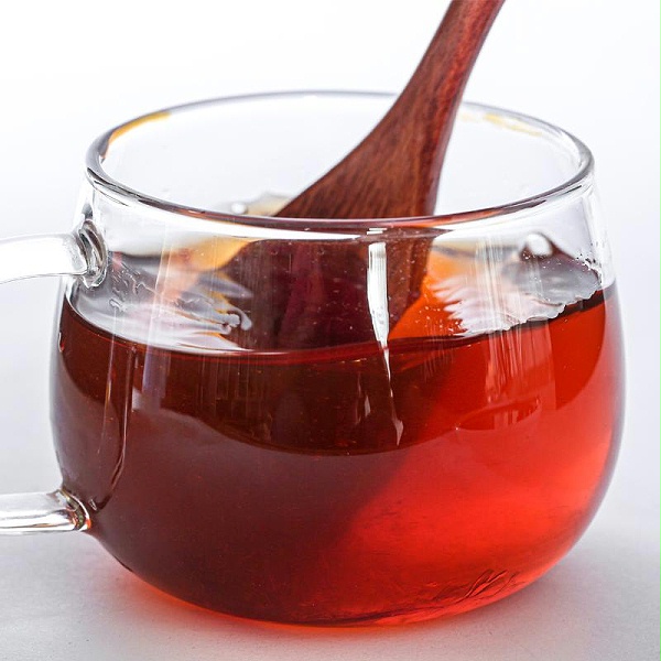 蜜蜂牌传统红糖用于泡水可以养颜修身