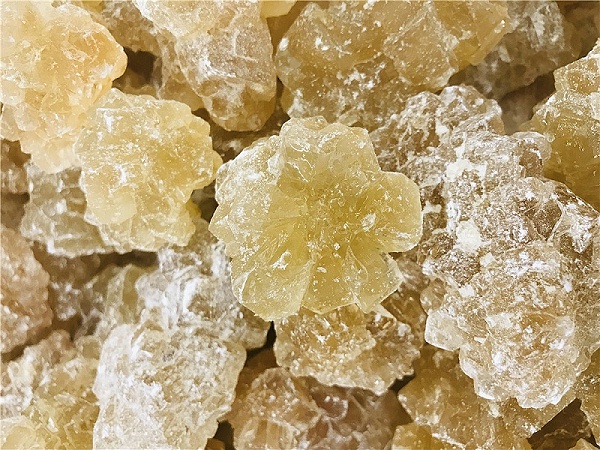 冰糖的好处和禁忌是什么？蜜蜂牌给您说一说蜜蜂牌冰糖