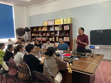 梧州学院组织学生到访乐哈哈公司开展合作交流活动